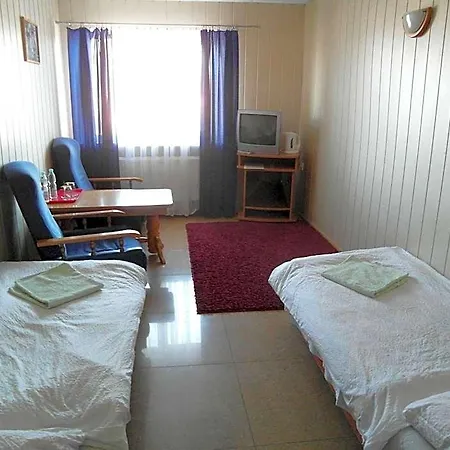 Pomorska Restauracja 여관