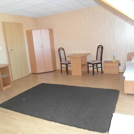 여관 Pomorska Restauracja 3*